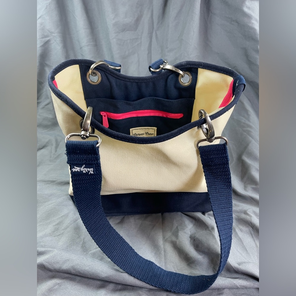 Thirty One Canvas Crew Small Cream and Navy Blue Purse Small Tote. NWOT